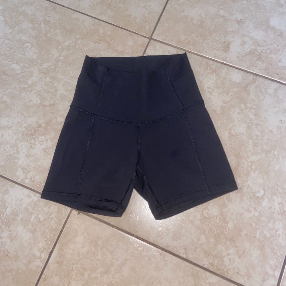 Lululemon bike shorts